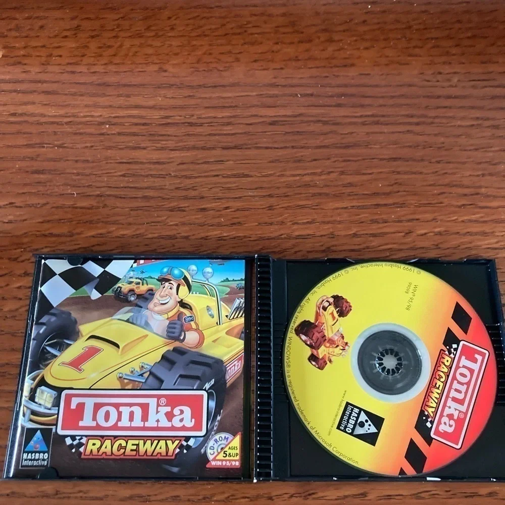 Tonka Raceway CD-ROM